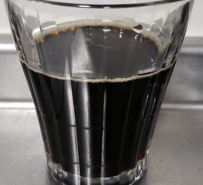 グラスに入ったリアルゴールドコーヒー味