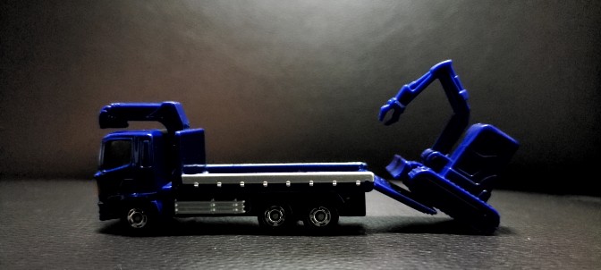 トミカ 重機搬送車