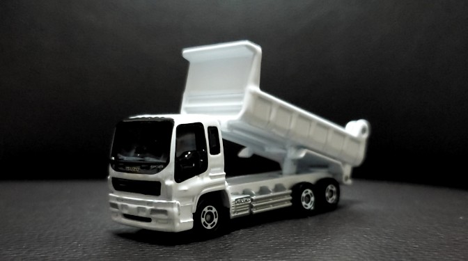 トミカダンプカー