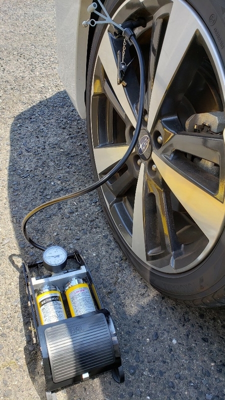 車のタイヤも自分で空気圧調整しよう 空気入れは手動より足踏み式が楽チン