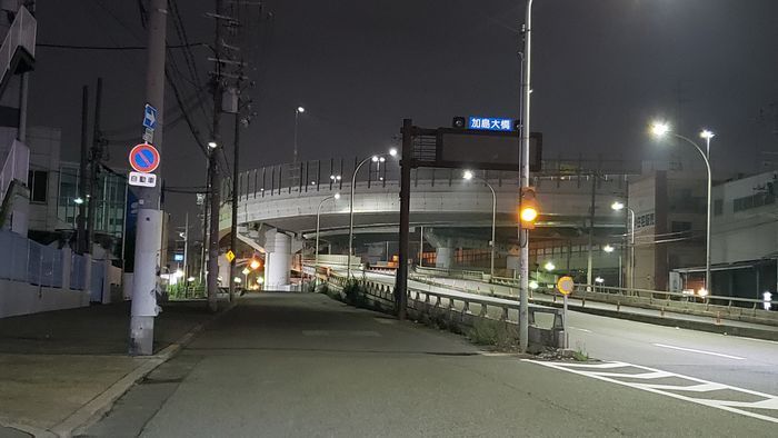 高速道路の高架